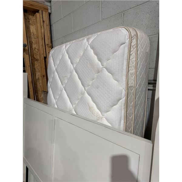 Single mattress