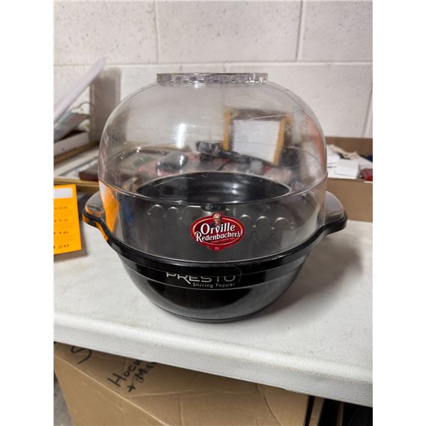 Popcorn maker