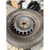 Image 2 : Tires 195/65R15