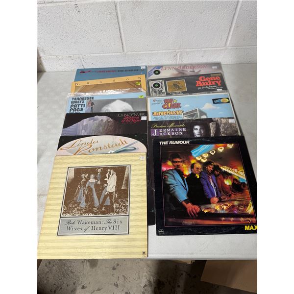 Records , Lynn, Andersen , Linda Ronstadt, the rumors, etc.