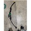 Image 1 : Bear shut-hit bow