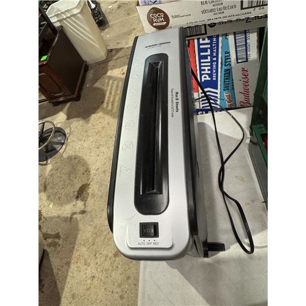Black & Decker paper shredder