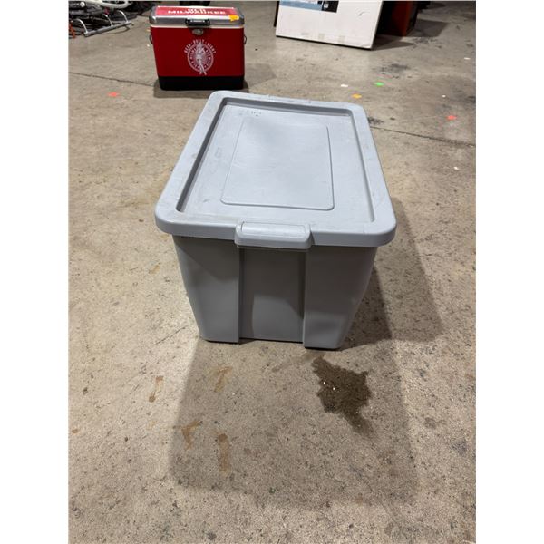 Bin with lid