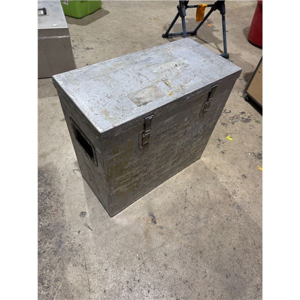 Storage box