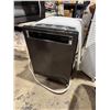 Image 1 : KitchenAid dishwasher