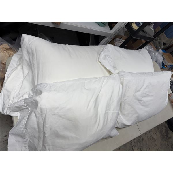 4 pillows