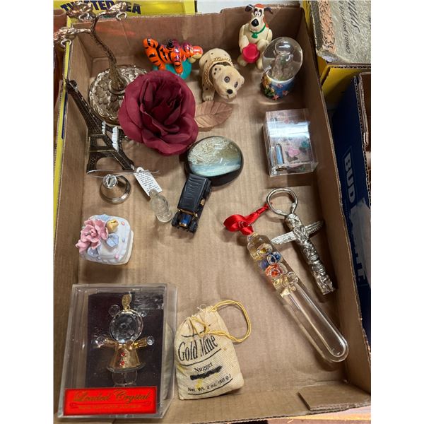 Assorted home decor