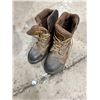 Image 1 : Size 9 boots
