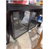 Image 1 : Double sided display cabinet