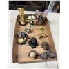 Image 1 : Collectible figurines, etc.