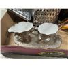 Image 2 : Graters and kitchen items