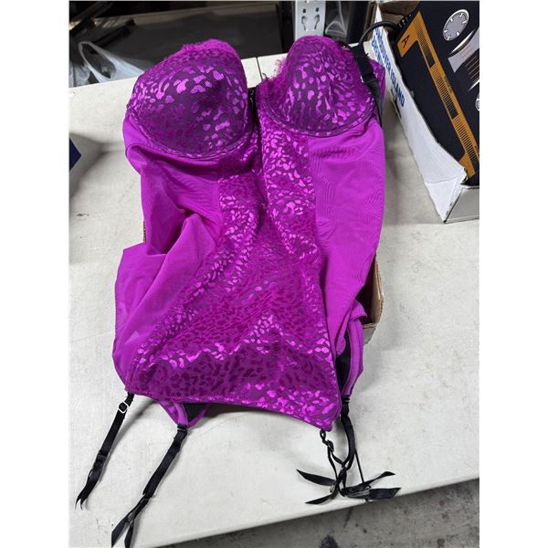 Ashley Graham three XL