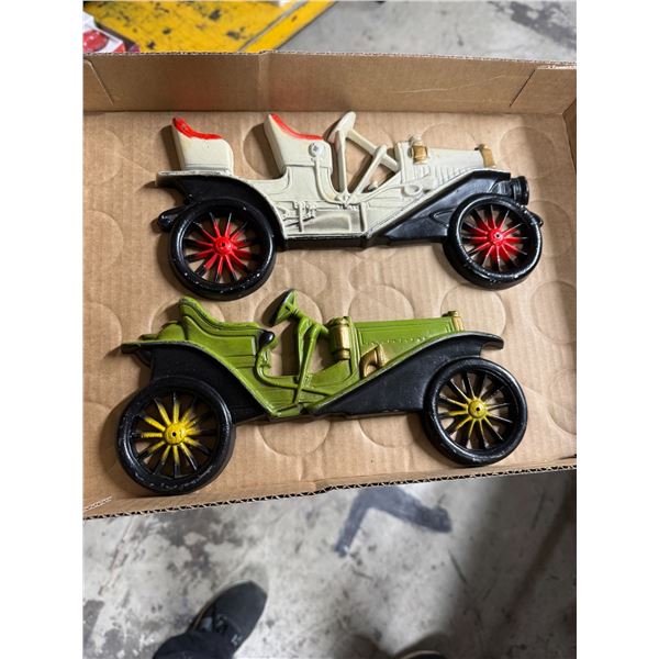 Metal vehicle decor
