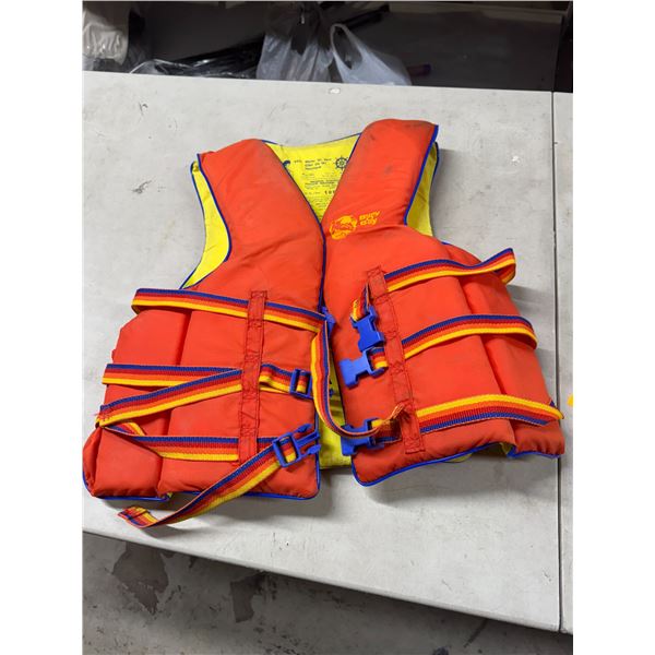 Water ski vest 90 pounds and over