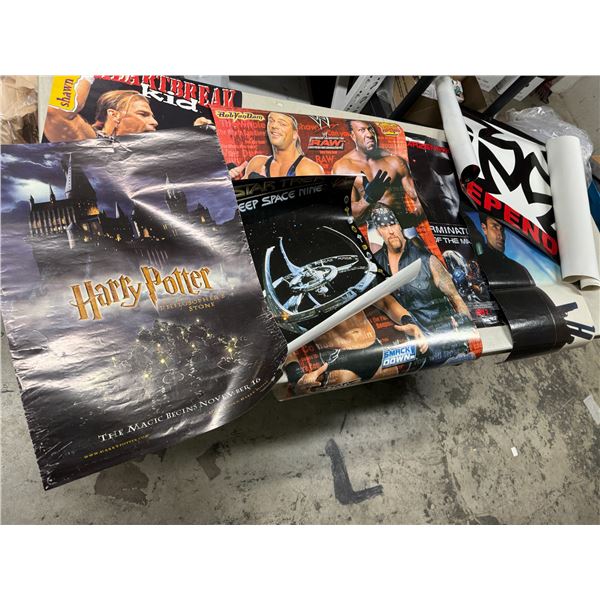 Poster lot