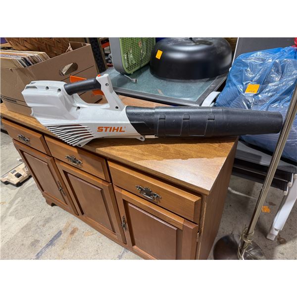 Stihl blower no battery or charger