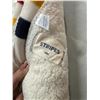 Image 1 : HBC stripes blanket