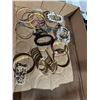 Image 1 : Bracelets, and bangles
