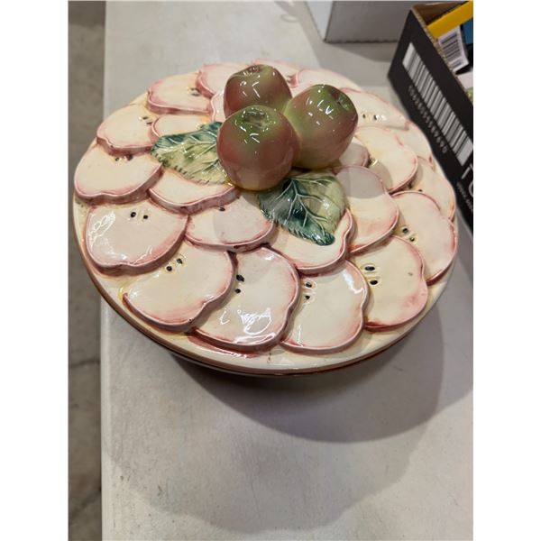 Vintage pie plate