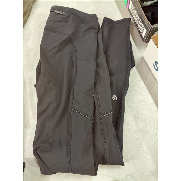 Lulu pants size 6
