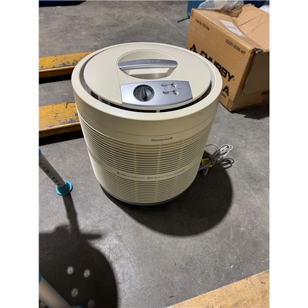 Honeywell lifetime permanent HEPA 99.97% plus germ reduction