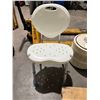 Image 1 : Shower chair