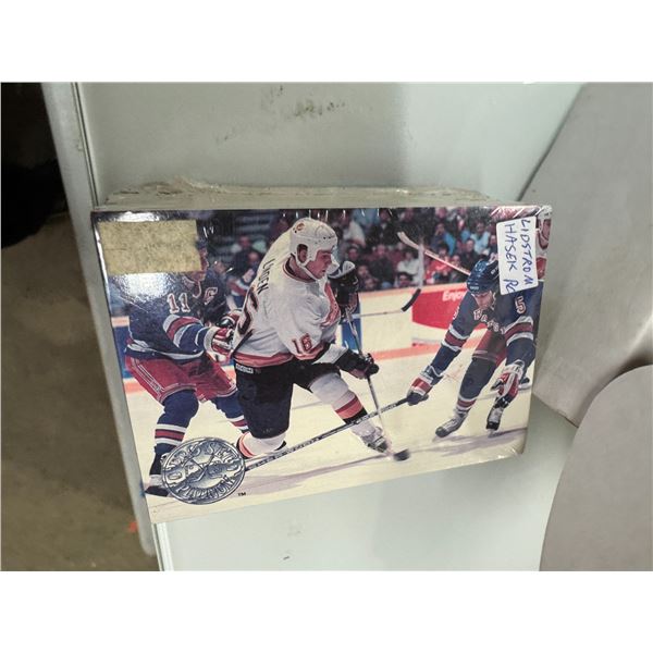 Hockey cards sealed