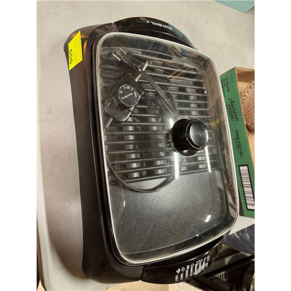West Bend electric grill