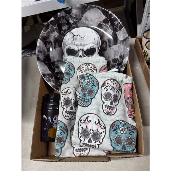 Skull themed items
