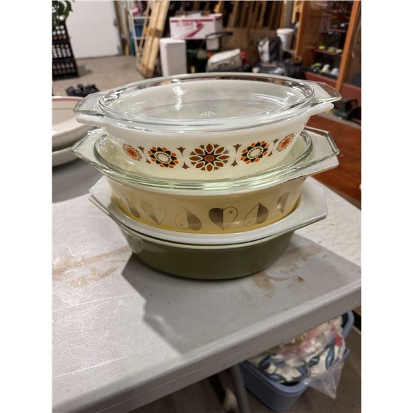 Lidded, baking dishes 2 are  Pyrex