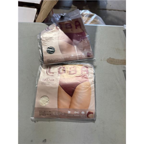 New women's underwear small