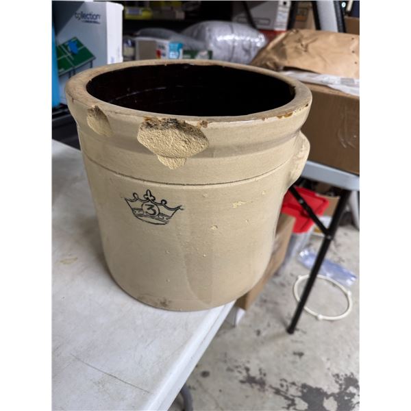 3 crock