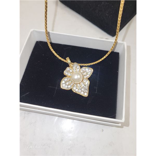 Vintge Signed Butler Simulated Pearl & Crystal Pendant Necklace