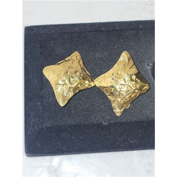 Vintage Signed Vendome Gold Foil Clip On Earrings from the 1970s