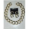 Image 5 : Iconic Wide Flat Goldtone Curb Link Necklace & Earring Set