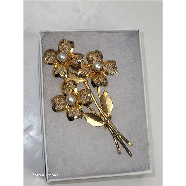 Vintage Signed Coro Sim Peral Floral Goldtone Brooch
