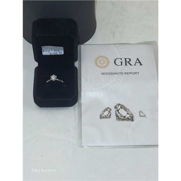 925 Sterling Silver 1 Carat Moissanite Ring - Size 8.5 - Stunning!