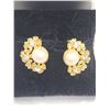 Image 2 : Vintage Signed Butler Simulated Pearl & Crystal Clip On Earrings