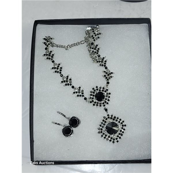 Vintage Jet Black Diamante Necklace & Earring Set