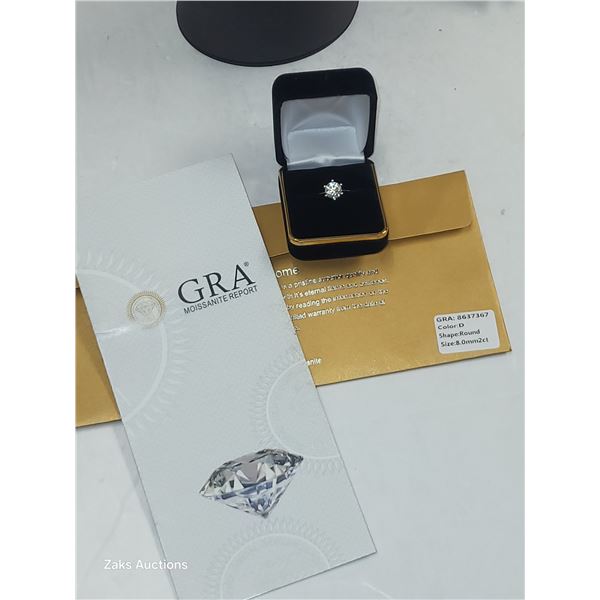 2 Carat D White Round 8.0mm Moissanite Ring - Sparkles like it should!