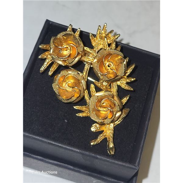 Vintage Signed Coro Goldtone Roses Brooch from teh 1960s