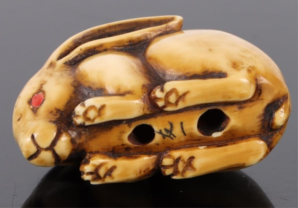 Small Rabbit Netsuke SIGNED YUICHI SAGEMONO JAPANESE EDO NETSUKE RABBIT