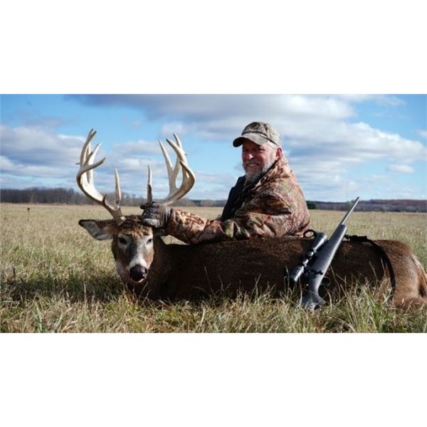 Michigan Whitetail Hunt