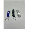 Image 1 : 2 lock blade pocket knives and Keychain light
