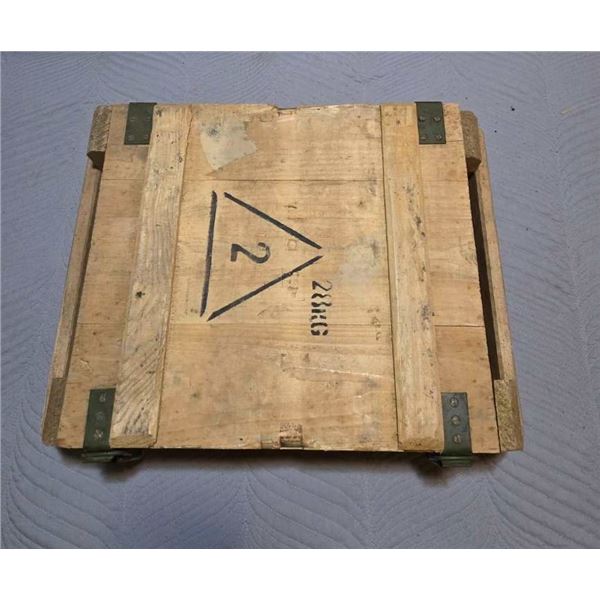 7.62x39 ammo crate with hinges and latches