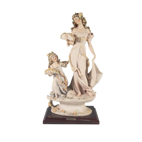 Florence with Capodimonte Figurine, Rosebuds