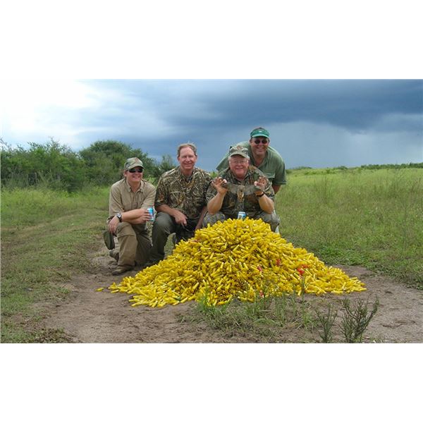 Norte Hunters Cordoba Argentina High Volume Dove Hunt 4 people, 3 days