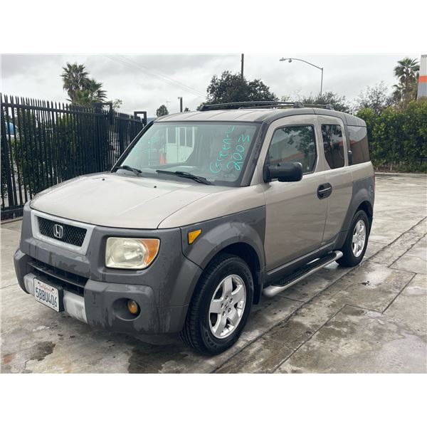 HOND ELEMENT 2003 T-2 DAYS