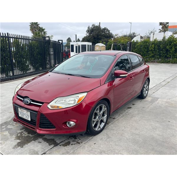 FORD FOCUS 2014 SALV T/DONATION