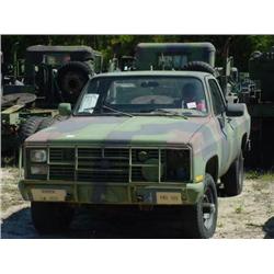 ** STARTS AND RUNS ** CUCV M-1028 TRUCK, VIN-1GC4D34J9EF353661, 4 X 4 CARGO SHELTER CARRIER, MFG. DA